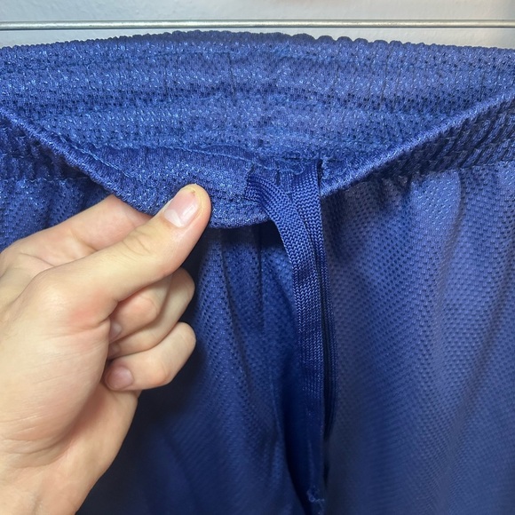 Tapout Men's Navy and Red Athletic Shorts - Picture 6 of 9